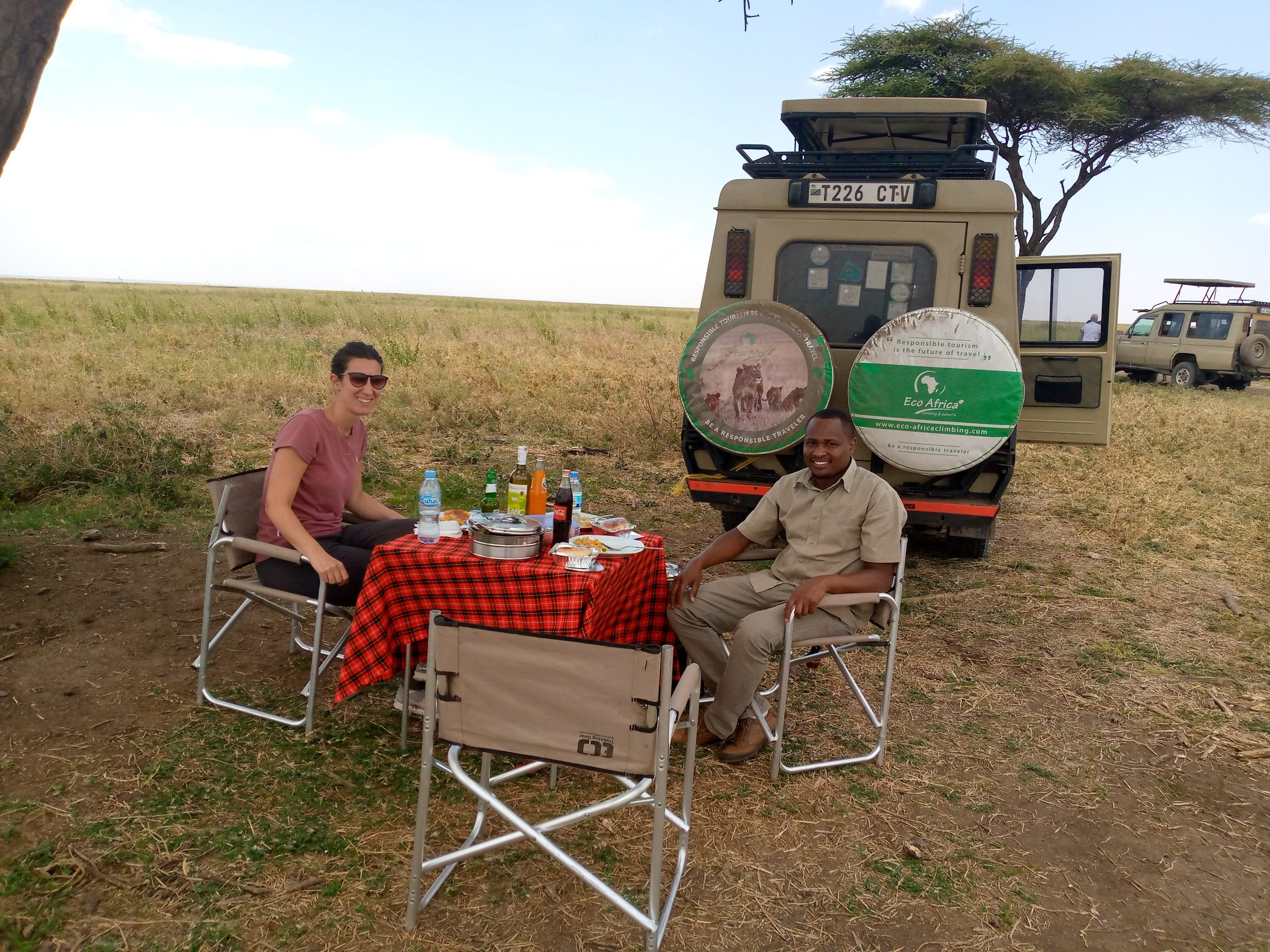 4 Days Safari to Serengeti,Ngorongoro Crater and Tarangire
